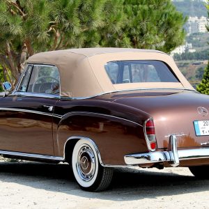 MERCEDES  PONTON  220S/SE  W128