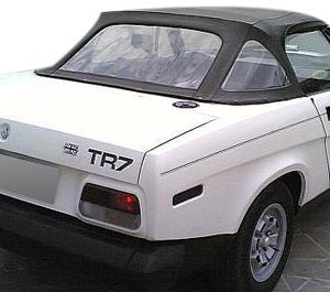 CAPOTE TRIUMPH TR7 & TR8 IN PVC NERO CON 3 LUNOTTI IN PVC E CERNIERA CENTRALE