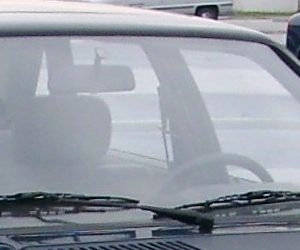 PARABREZZA VERDE CON FASCIA AUDI 80