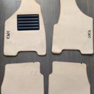 TAPPETINI LANCIA Y10 DAL 1991 / 1995 COLORE BEIGE SET COMPLETO CON SCRITTA