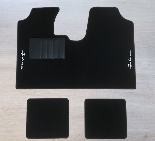 MTM Tappetini Su Misura In Velluto Per Lancia Lybra (1999-2006), Set 4 Pezzi, Neri, Con Battitacco In Gomma E Sistemi Di Fissaggio